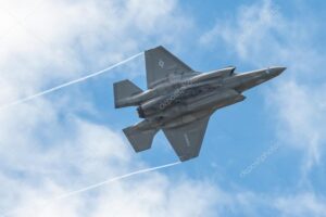 F-35B क्या है? जानिए अमेरिका के सबसे खतरनाक फाइटर जेट की कहानी